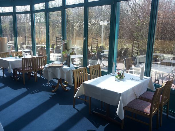 Imagen del bar/restaurante del Hotel Best Western Parkhotel Brehna-Halle. Foto 4