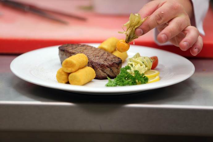 Imagen del bar/restaurante del Hotel Best Western Parkhotel Brehna-Halle. Foto 6