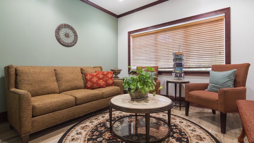 Imagen de los interiores del Hotel Best Western Patriots Point. Foto 19