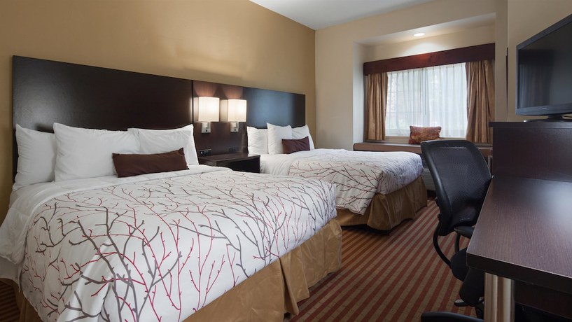 Imagen de la habitación del Hotel Best Western Patriots Point. Foto 12