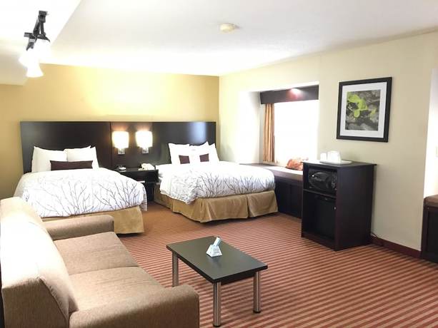 Imagen de la habitación del Hotel Best Western Patriots Point. Foto 16