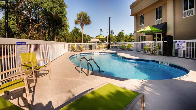 Imagen de los interiores del Hotel Best Western Pawleys Island. Foto 11