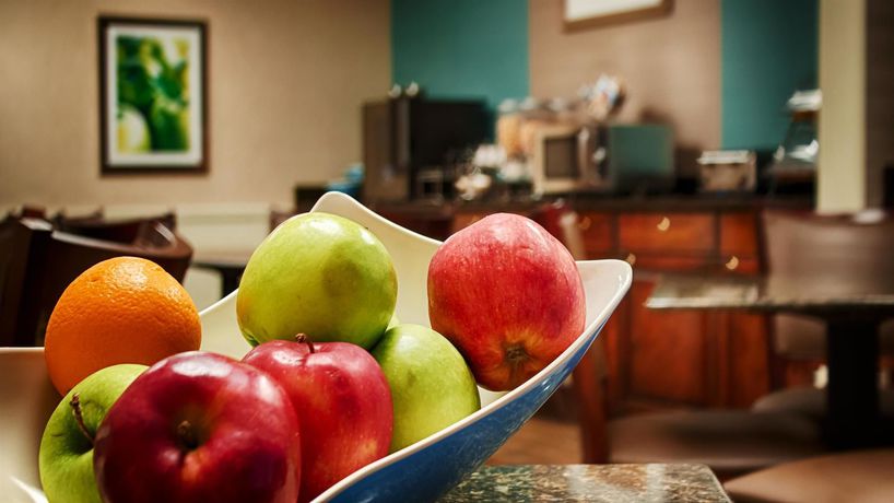 Imagen de los interiores del Hotel Best Western Pawleys Island. Foto 13