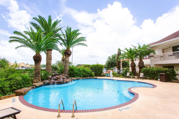 Imagen de la piscina del Hotel Best Western Pearland Inn. Foto 19