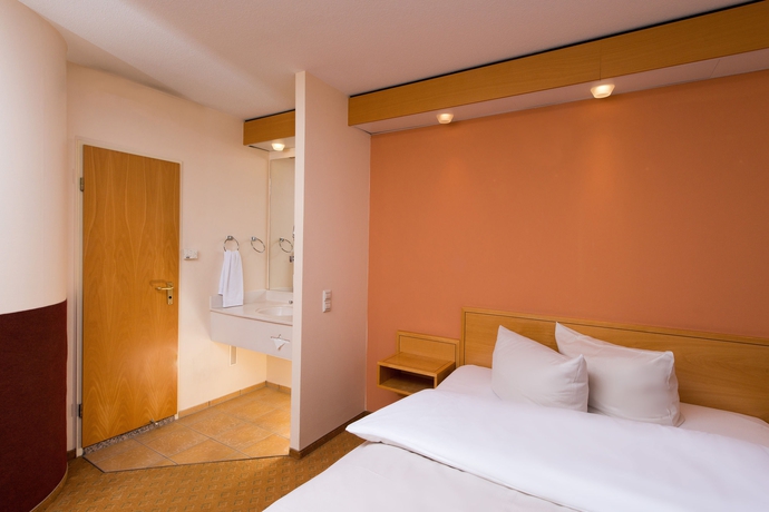 Imagen de la habitación del Hotel Best Western Peine-salzgitter. Foto 11