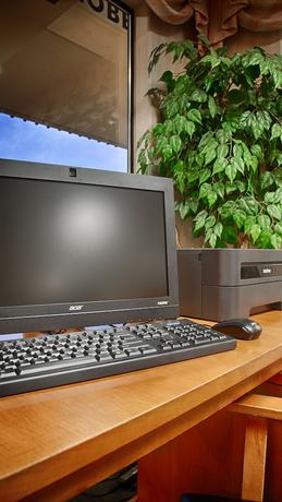 Imagen de los interiores del Hotel Best Western Petaluma Inn. Foto 19