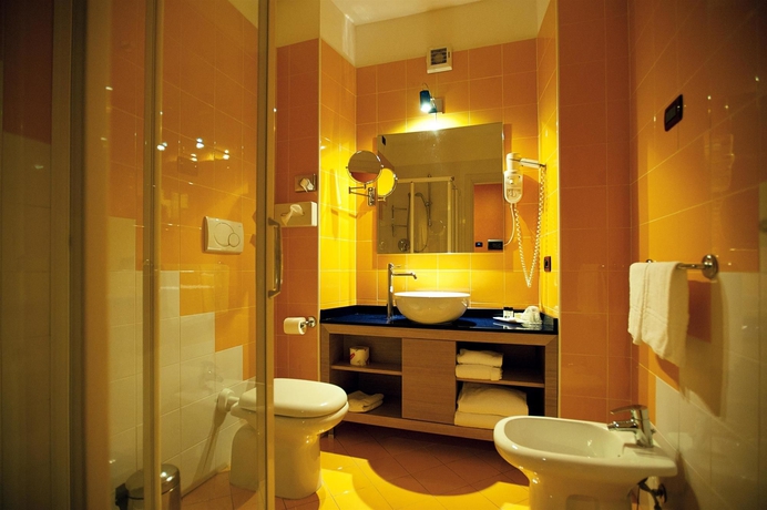 Imagen de la habitación del Hotel Best Western Piemontese, Bergamo. Foto 8