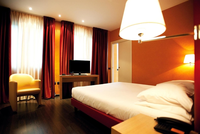 Imagen de la habitación del Hotel Best Western Piemontese, Bergamo. Foto 9