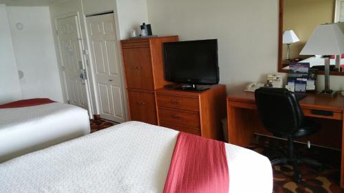 Imagen de la habitación del Hotel Best Western Pier Point Inn. Foto 8