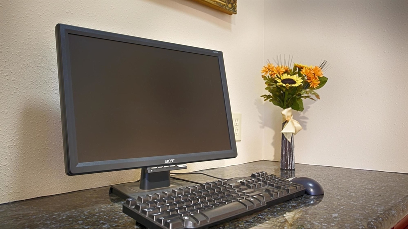 Imagen de los interiores del Hotel Best Western Pineywoods Inn. Foto 14