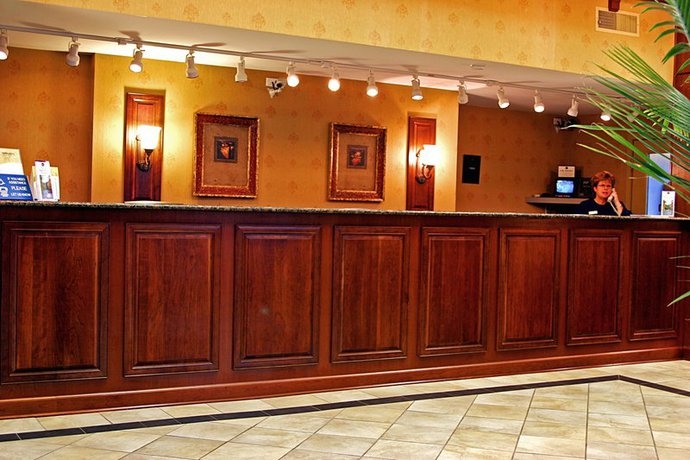 Imagen de los interiores del Hotel Best Western Plaza Inn. Foto 5