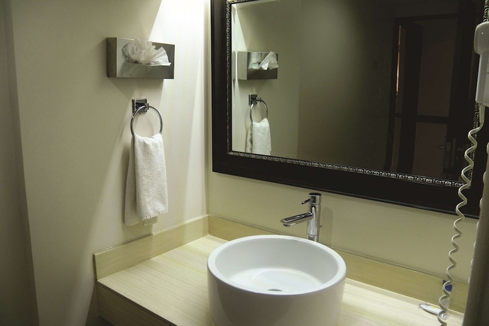 Imagen de la habitación del Hotel Best Western Plaza Matamoros. Foto 10