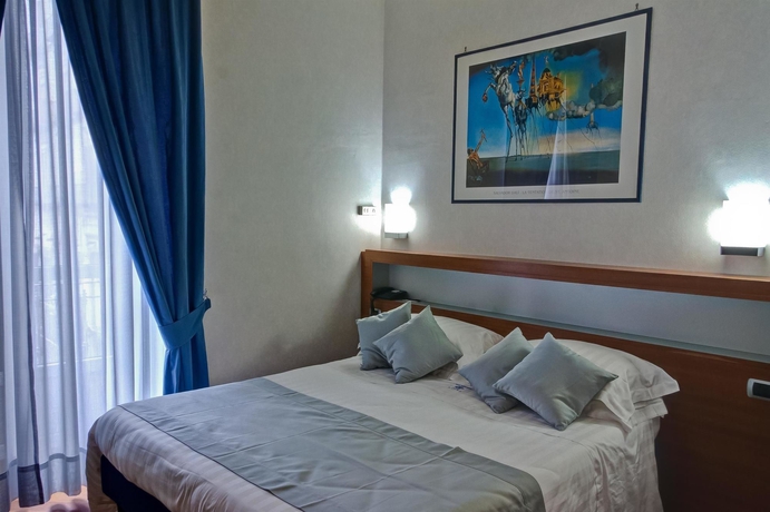 Imagen de la habitación del Hotel Best Western Plaza, N&aacute;poles. Foto 8