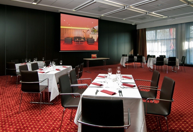 Imagen de los interiores del Hotel Best Western Plaza Wels. Foto 12