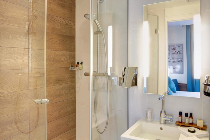 Imagen de la habitación del Hotel Best Western Plus 61 Paris Nation. Foto 15