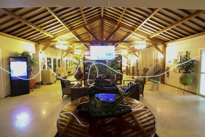 Imagen de los interiores del Hotel Best Western Plus Accra Beach. Foto 18