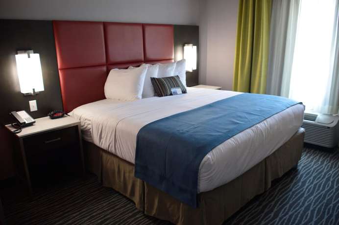 Imagen de la habitación del Hotel Best Western Plus Airport Inn & Suites. Foto 5