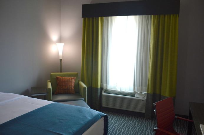 Imagen de la habitación del Hotel Best Western Plus Airport Inn & Suites. Foto 8
