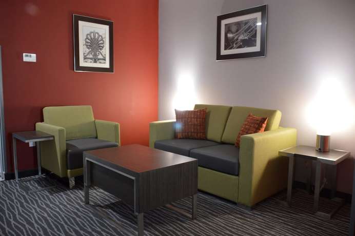 Imagen de la habitación del Hotel Best Western Plus Airport Inn & Suites. Foto 12