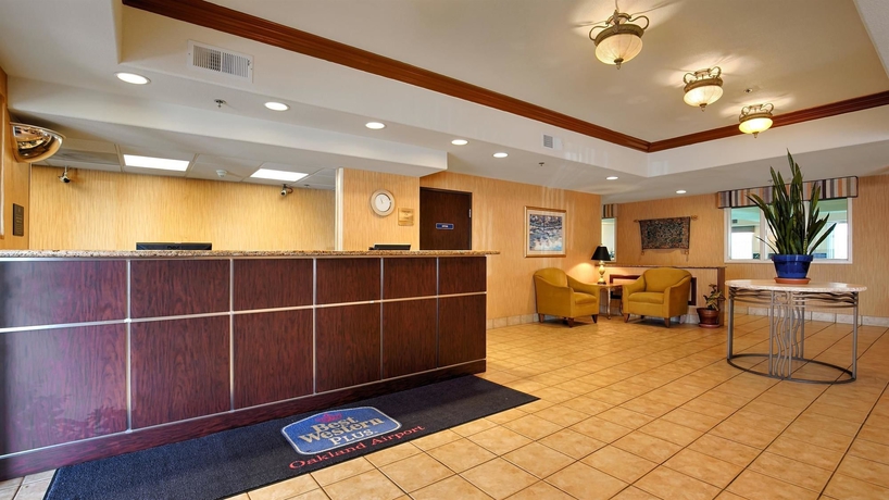 Imagen de los interiores del Hotel Best Western Plus Airport Inn and Suites, Oakland. Foto 13