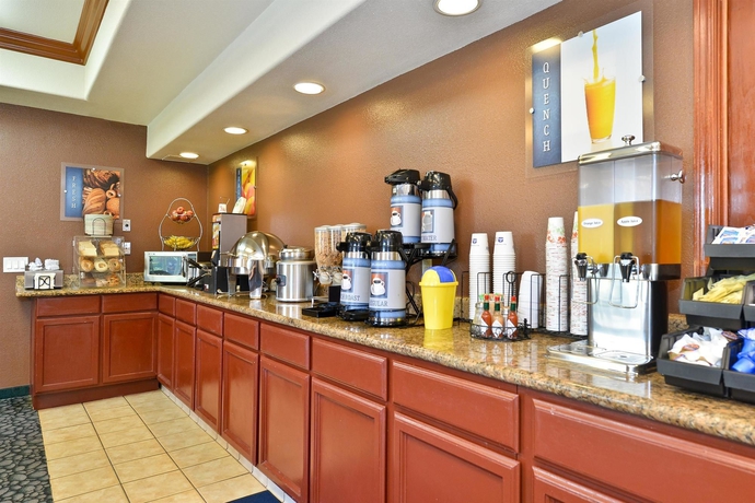 Imagen del bar/restaurante del Hotel Best Western Plus Airport Inn and Suites, Oakland. Foto 4