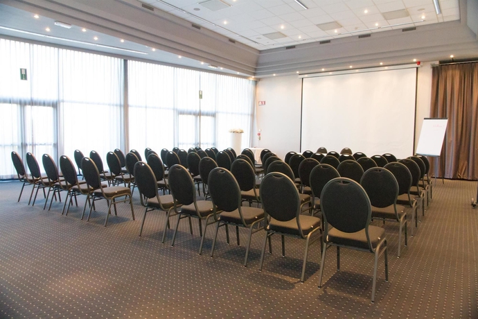 Imagen de los interiores del Hotel Best Western Plus Aldhem. Foto 12