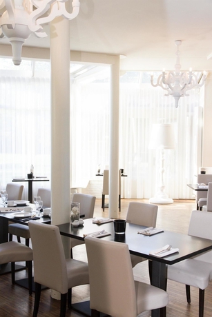 Imagen del bar/restaurante del Hotel Best Western Plus Aldhem. Foto 3