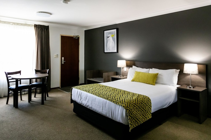 Imagen de la habitación del Hotel Best Western Plus Ambassador Orange. Foto 6