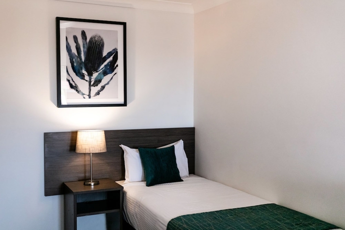 Imagen de la habitación del Hotel Best Western Plus Ambassador Orange. Foto 14