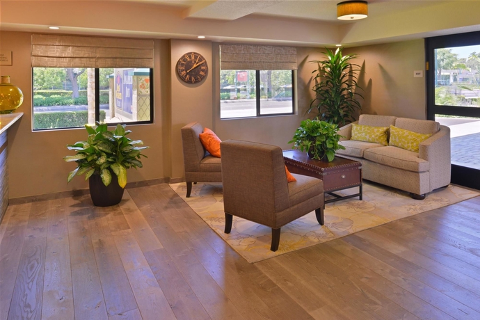 Imagen de los interiores del Hotel Best Western Plus Anaheim Inn. Foto 9