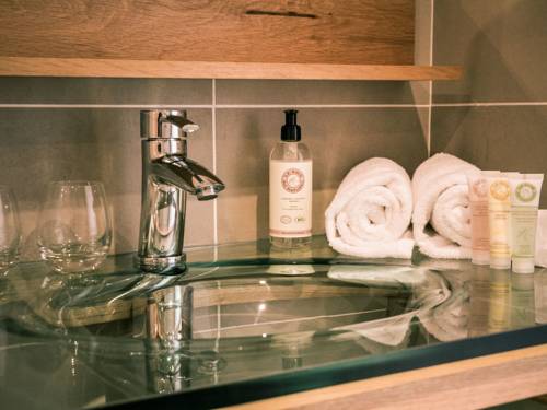 Imagen de la habitación del Hotel Best Western Plus Antibes Riviera. Foto 8