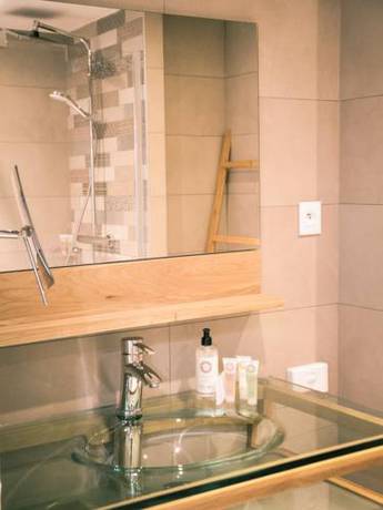 Imagen de la habitación del Hotel Best Western Plus Antibes Riviera. Foto 11