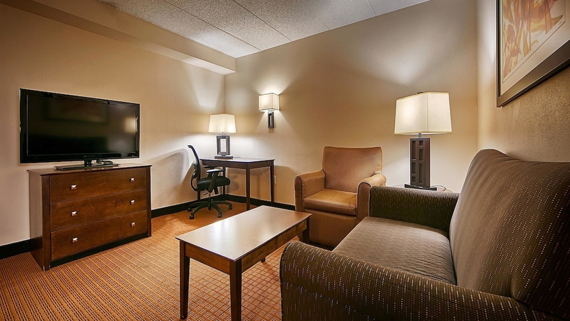 Imagen de la habitación del Hotel Best Western Plus Arbour Inn And Suites. Foto 16