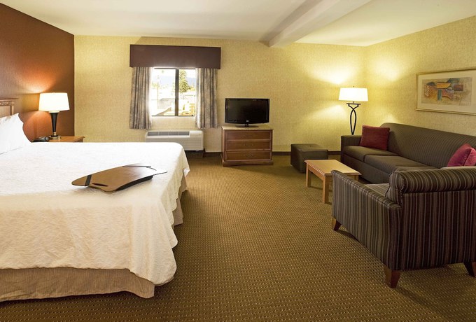 Imagen de la habitación del Hotel Best Western Plus Arrowhead. Foto 13