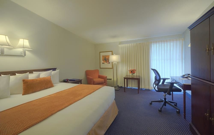 Imagen de la habitación del Hotel Best Western Plus At Historic Concord. Foto 4