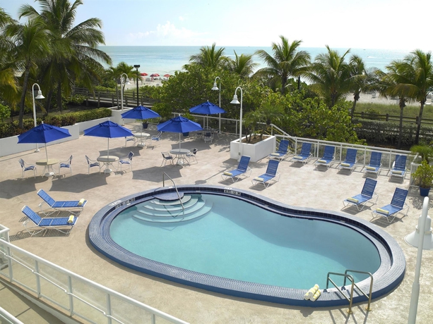 Imagen de la piscina del Hotel Best Western Plus Atlantic Beach Resort. Foto 15