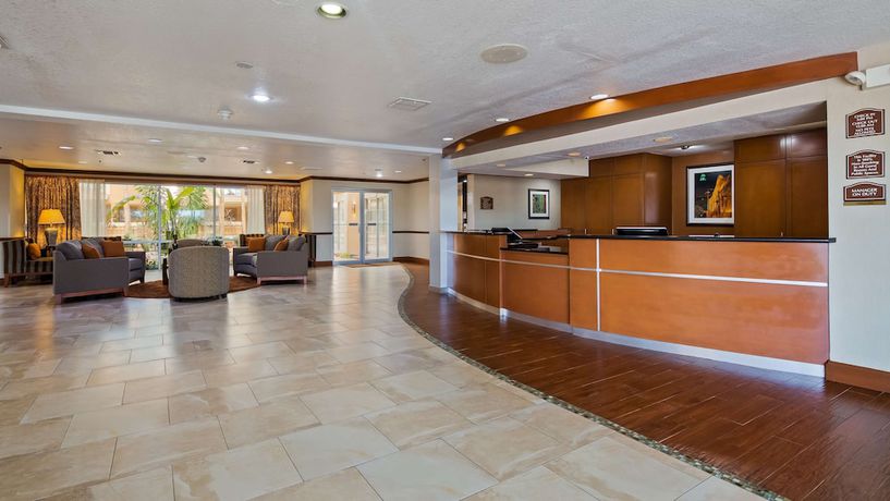 Imagen de los interiores del Hotel Best Western Plus Atrium Inn. Foto 16