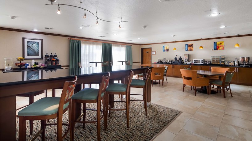 Imagen del bar/restaurante del Hotel Best Western Plus Atrium Inn. Foto 4
