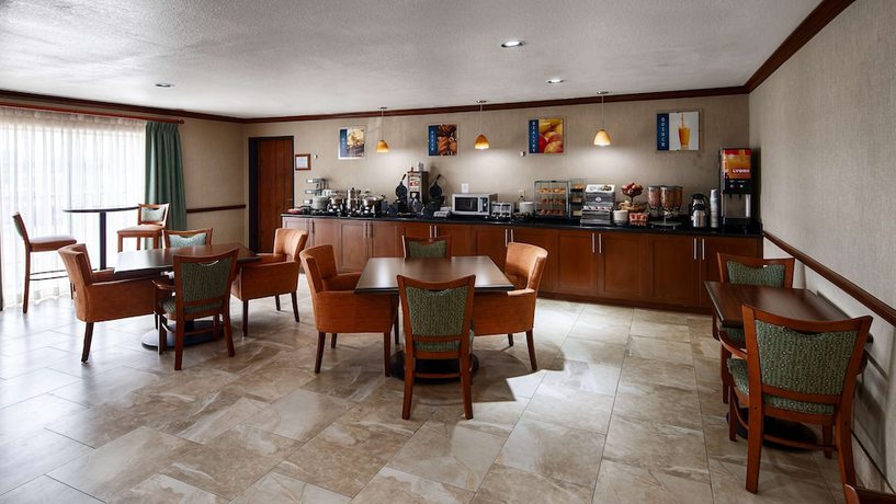 Imagen del bar/restaurante del Hotel Best Western Plus Atrium Inn. Foto 8