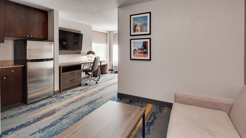 Imagen de la habitación del Hotel Best Western Plus Augusta North Inn And Suites. Foto 11