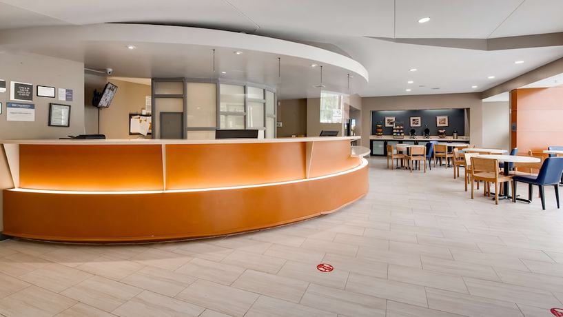 Imagen de los interiores del Hotel Best Western Plus Augusta North Inn And Suites. Foto 19