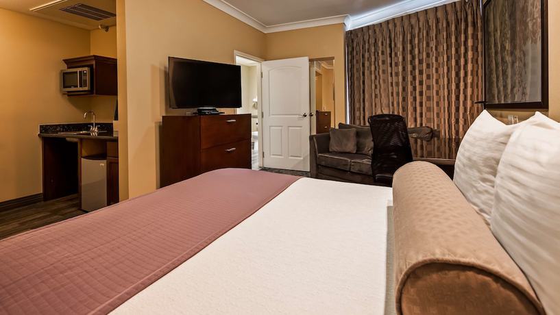 Imagen de la habitación del Hotel Best Western Plus Avita Suites. Foto 4