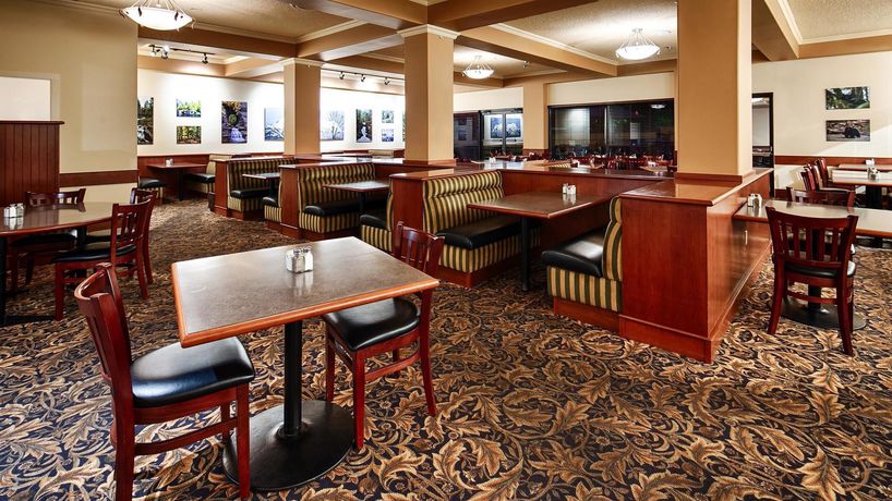 Imagen del bar/restaurante del Hotel Best Western Plus Barclay. Foto 5