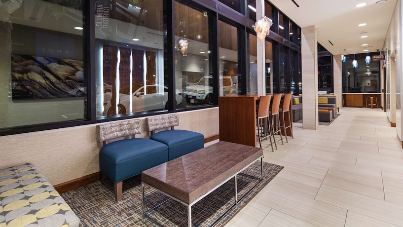 Imagen de los interiores del Hotel Best Western Plus Bayside Inn. Foto 14