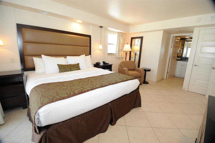 Imagen de la habitación del Hotel Best Western Plus Beach Resort. Foto 5