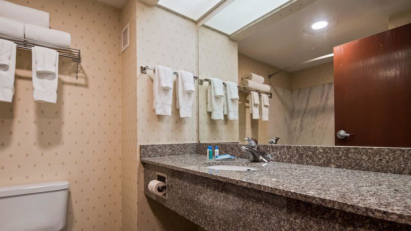 Imagen de la habitación del Hotel Best Western Plus Belle Meade Inn And Suites. Foto 16