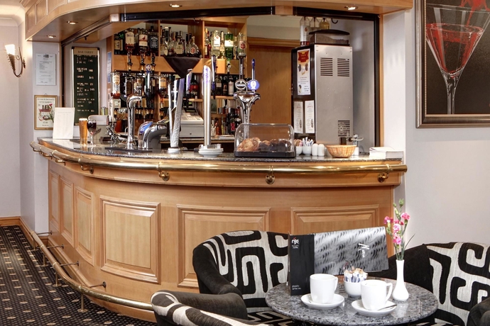 Imagen del bar/restaurante del Hotel Best Western Plus Bentley and Spa. Foto 5