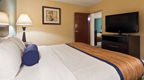 Imagen general del Hotel Best Western Plus Berkshire Hills Inn & Suites. Foto 1