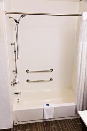 Imagen de la habitación del Hotel Best Western Plus Big Lake Inn. Foto 2