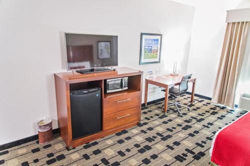 Imagen de la habitación del Hotel Best Western Plus Big Lake Inn. Foto 5